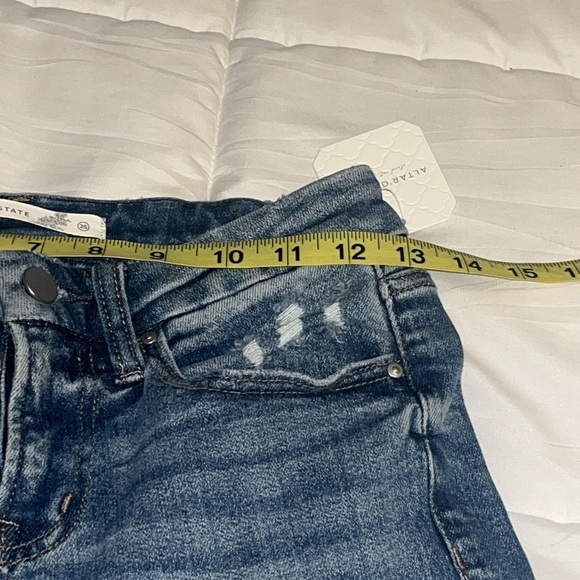 Altar’d State Women's Distressed Flare Jeans size 25 - Picture 5 of 12